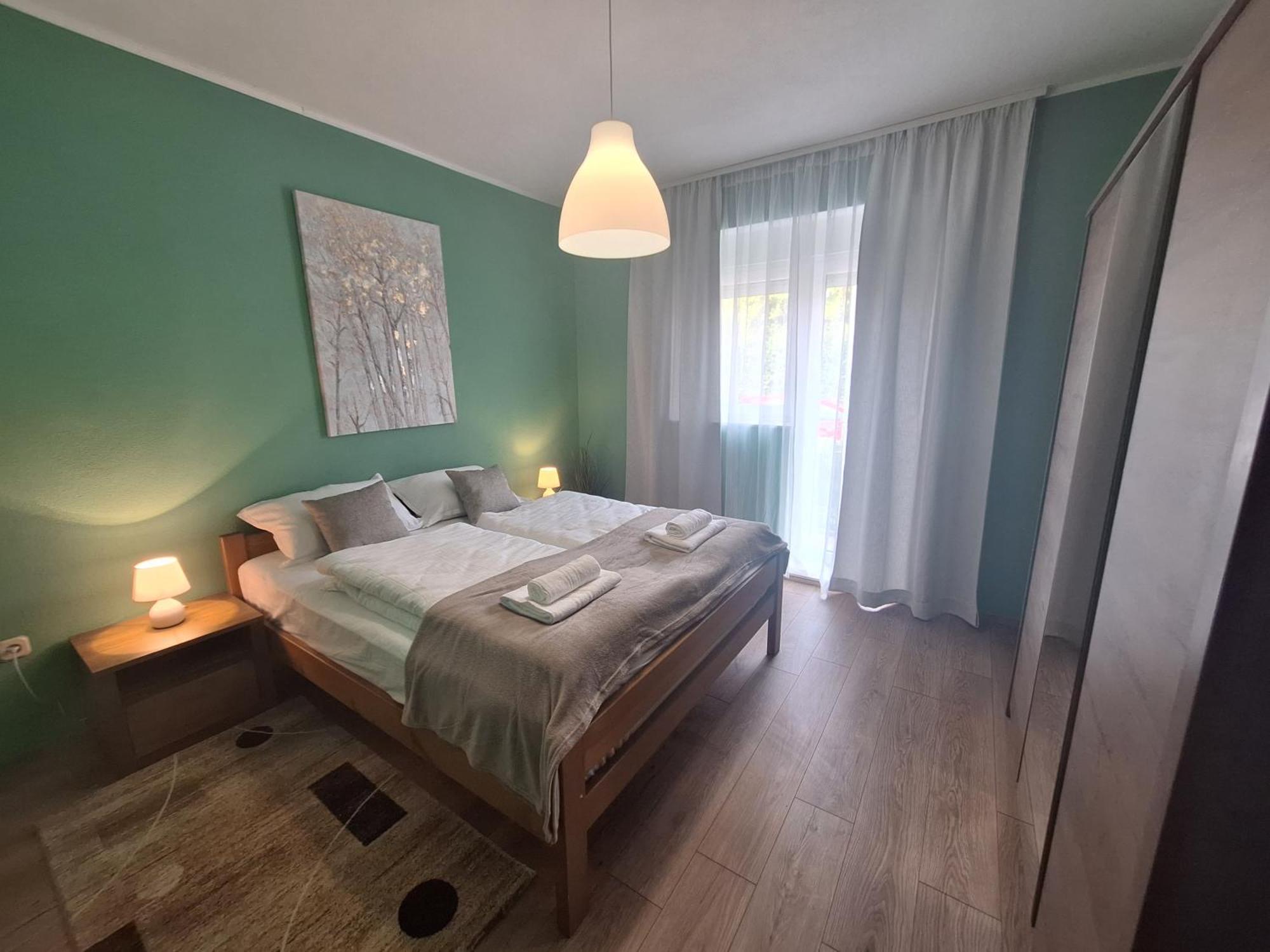 Apartman Lilium 크닌 외부 사진